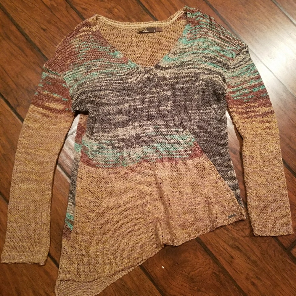 prana knit beige multicolored centered design